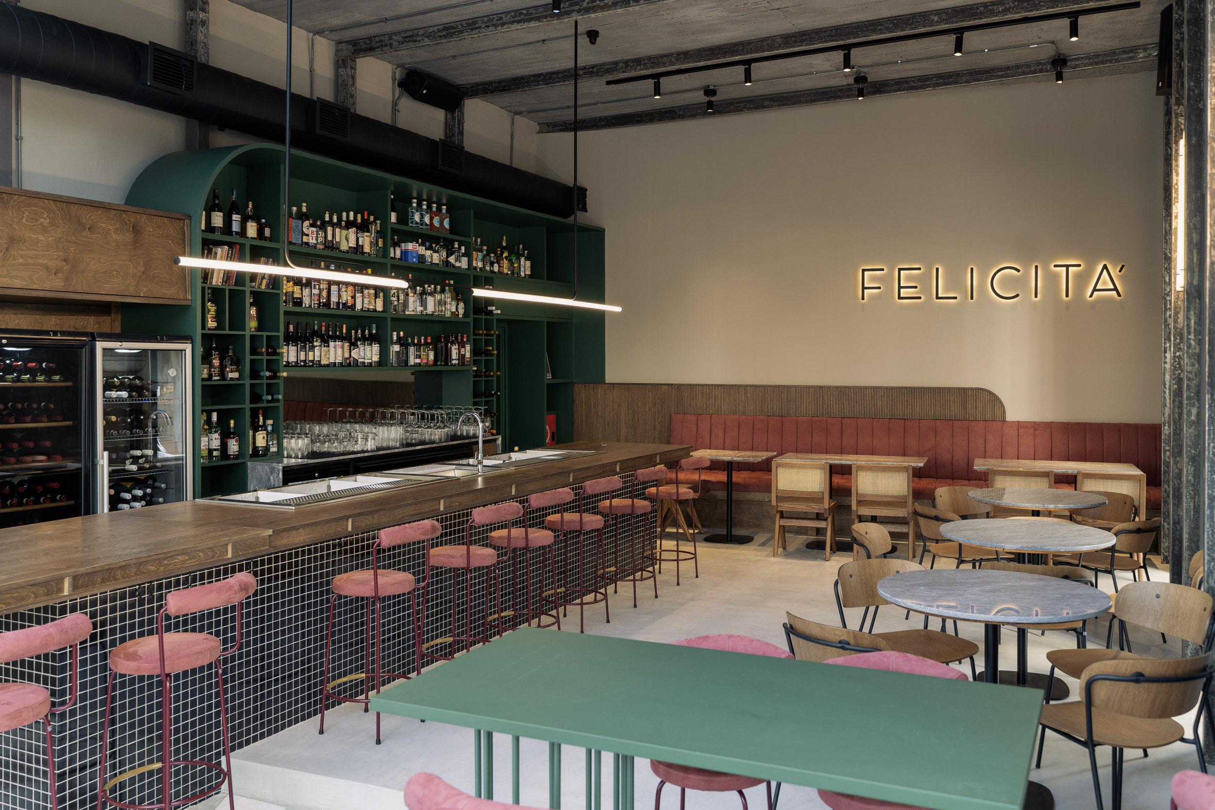 Felicita — photograph 1