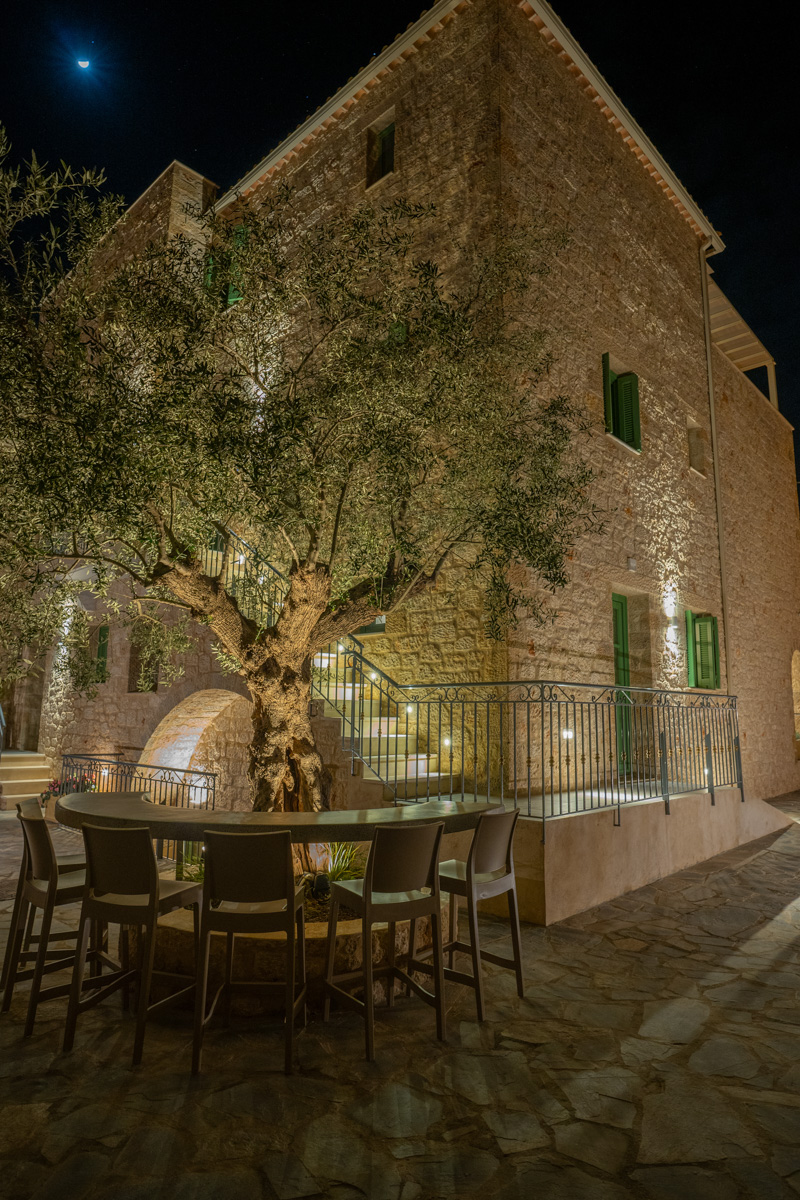 Olvio Suites — photograph 15